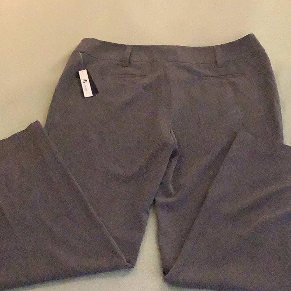 NWT AB Studio women’s grey stretch dress pants size 12, wide leg. - Picture 11 of 12